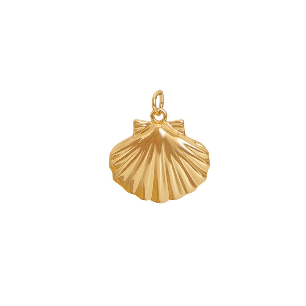 Scallop Gold Charm